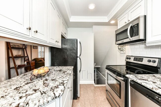 Building Photo - 4817 S 28th St