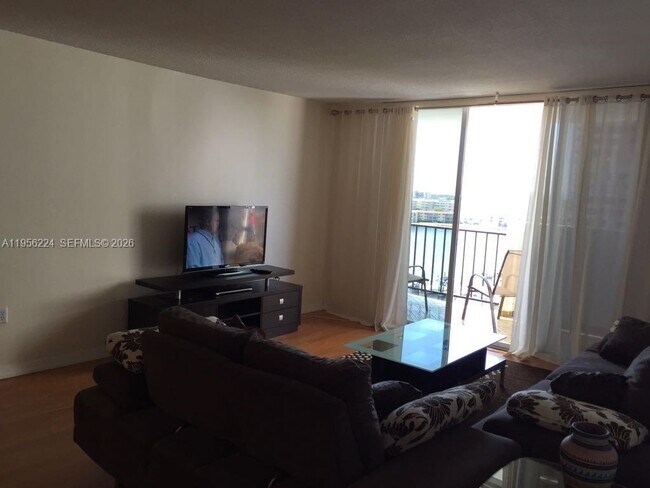 Building Photo - 2780 NE 183rd St