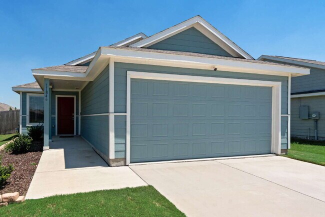 Building Photo - Charming 3-Bedroom Home with 2 Full Baths in Justin, TX – Cozy Living at Shale Creek