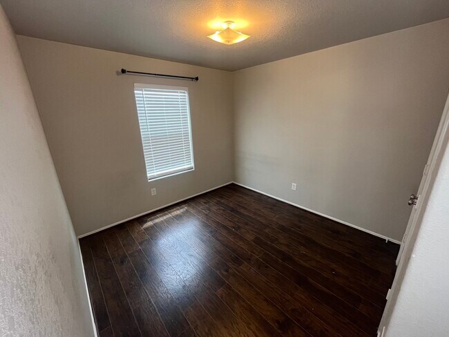 Building Photo - 21335 Finbury Oaks Ln