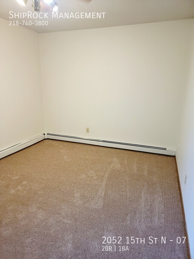 Building Photo - 2052 15th St N