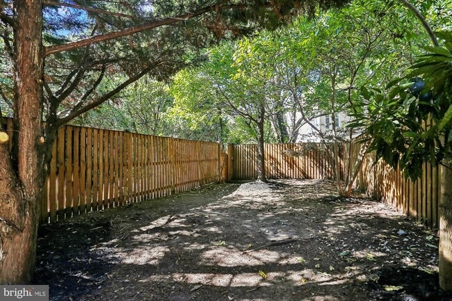 Building Photo - 3222 13th St NW