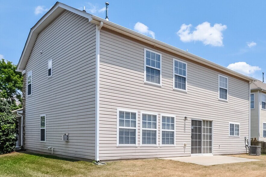 Building Photo - 4028 Oatgrass Ln