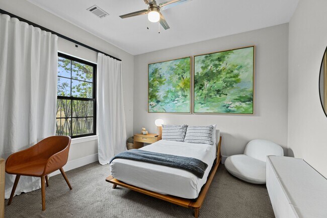 Building Photo - 2518 Southgate Blvd