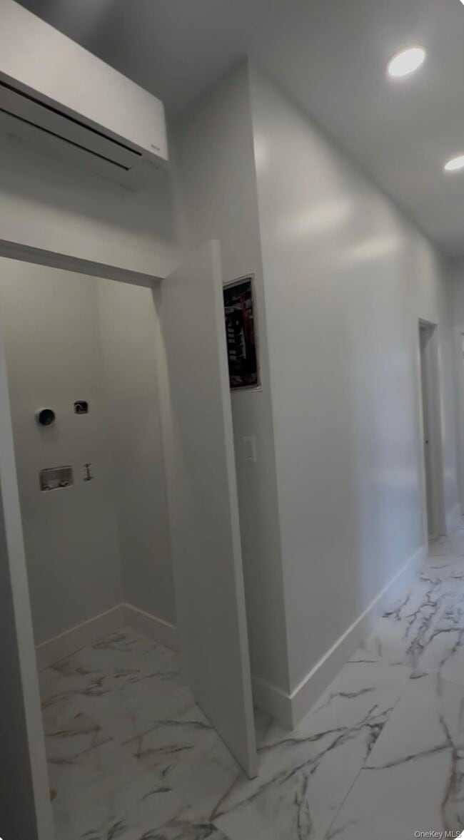 Building Photo - 91-04 43rd Ave