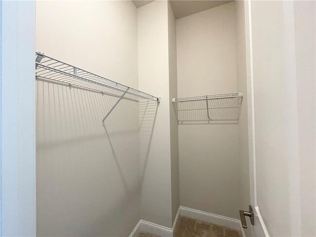 Building Photo - 716 Stickley Oak Way
