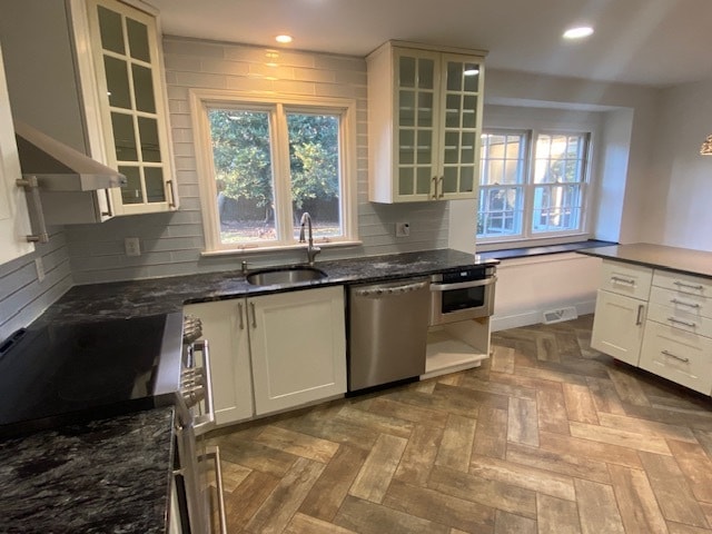 Dining/Kitchen - 8824 Oneal Rd