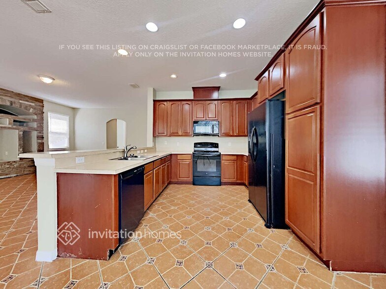 Building Photo - 2061 Cedar Park Ln