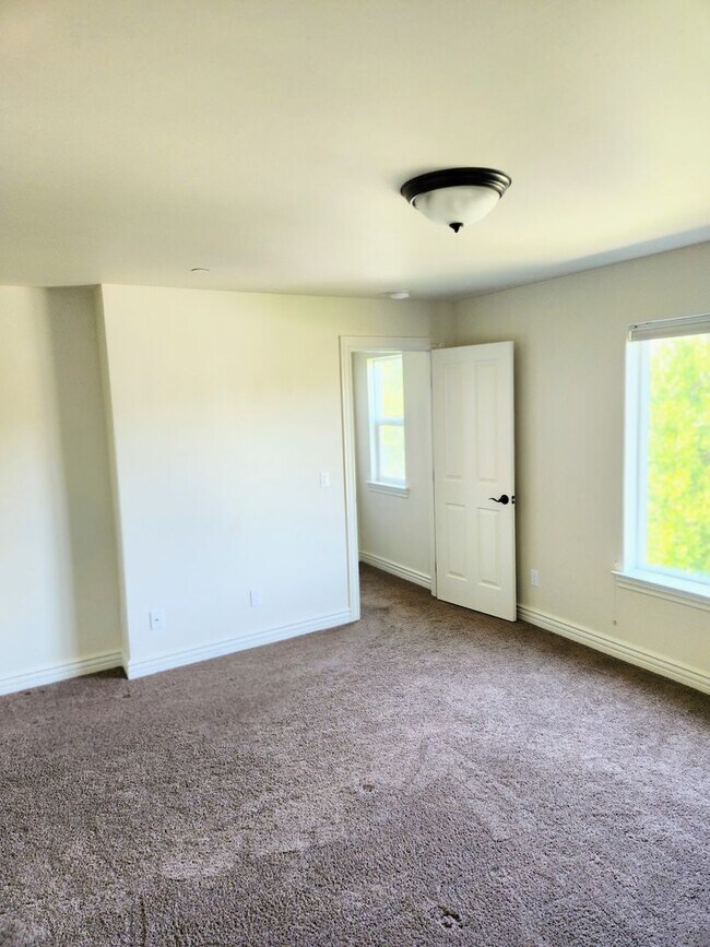 Building Photo - Beautiful Tuscan Style Home in SLO-Coming soon