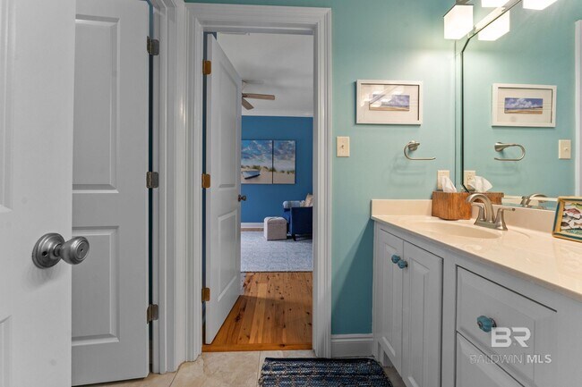 Building Photo - 25911 Tealwood Dr