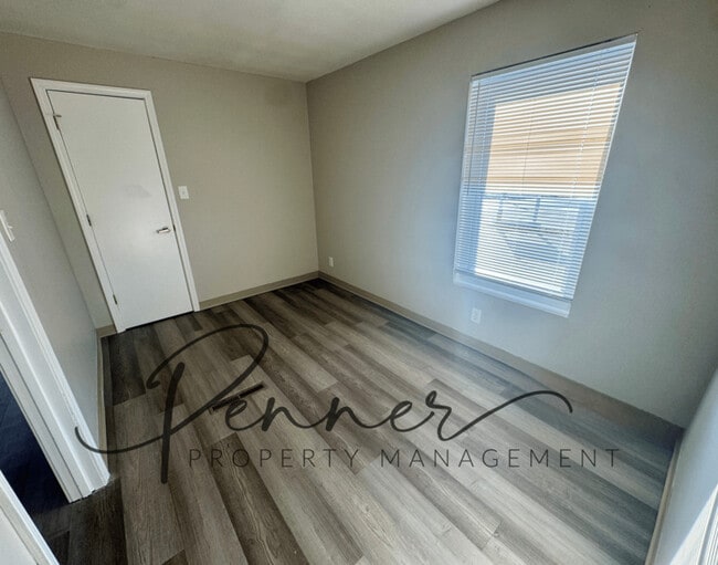 Building Photo - 6312 Raytown Rd