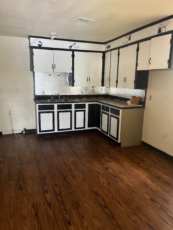 Building Photo - 4088 N Foster Dr