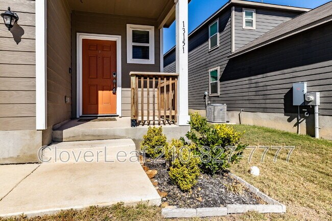 Building Photo - 13151 Bay Pt Wy