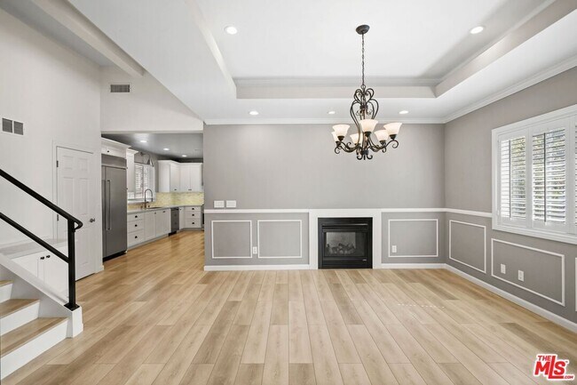 Building Photo - 2910 Santa Carlotta St