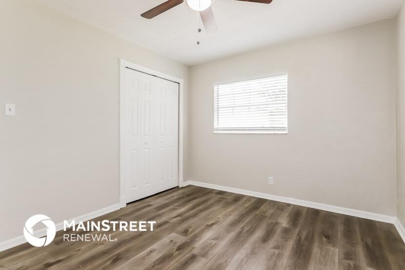 Building Photo - 3813 W Elmwood Terrace