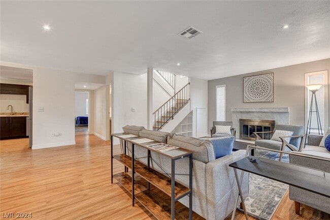 Primary Photo - 5416 Cory Pl