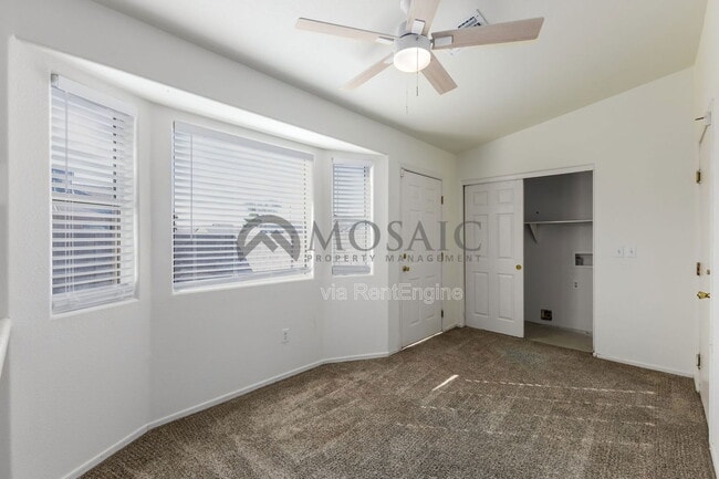 Building Photo - 703 W Hess Ave