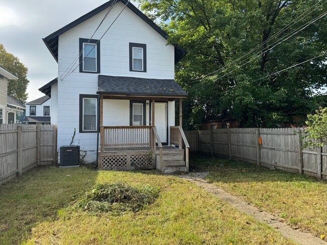 Building Photo - 2 Bedroom, 1 Bath Single Family Home - South Side, Columbus