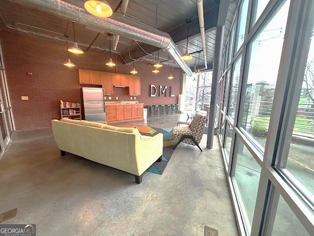 Building Photo - 572 Edgewood Ave NE