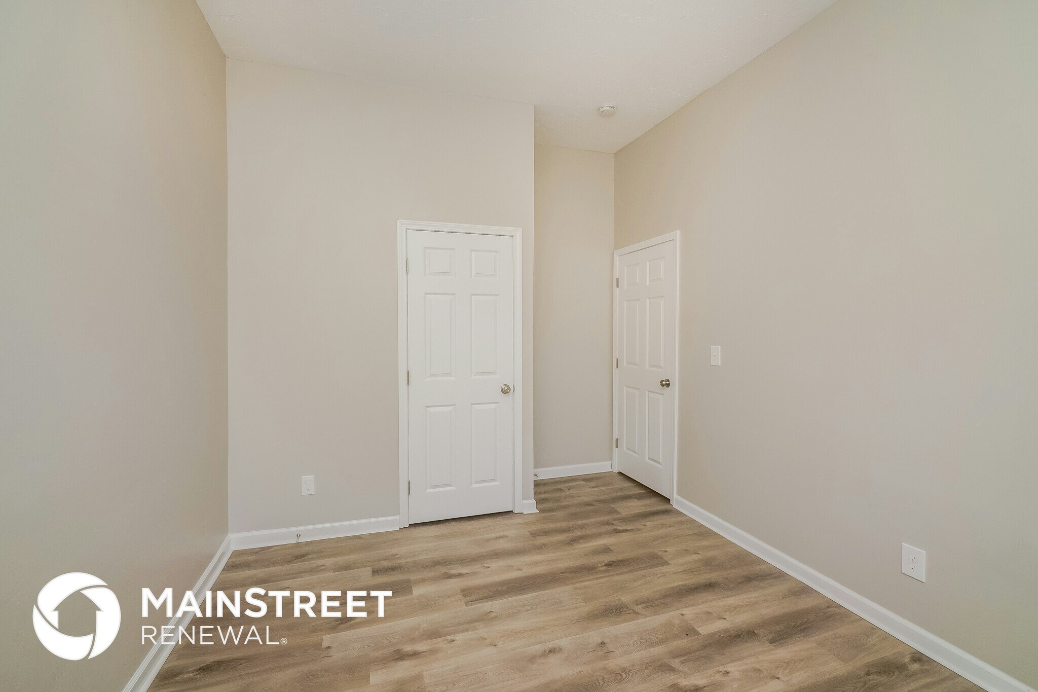 Building Photo - 3409 Vermont Ave