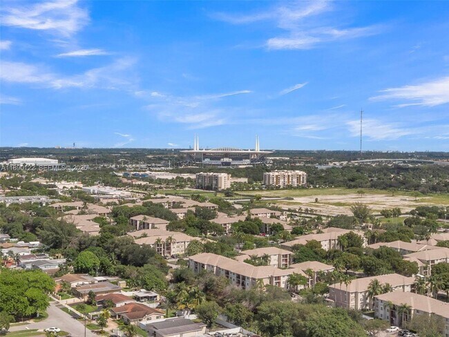 Building Photo - 2860 NW 184th St