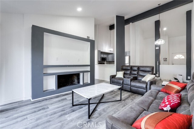 Building Photo - 5500 Terrace Blvd