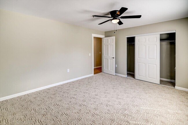 Building Photo - 201 Kearney Way