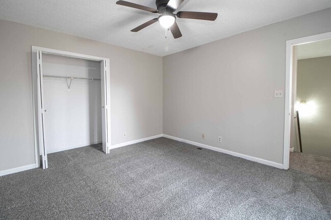 Building Photo - 3055 Woody Ln