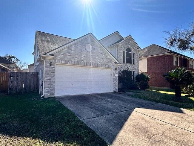 Building Photo - 2203 Nashua Dr