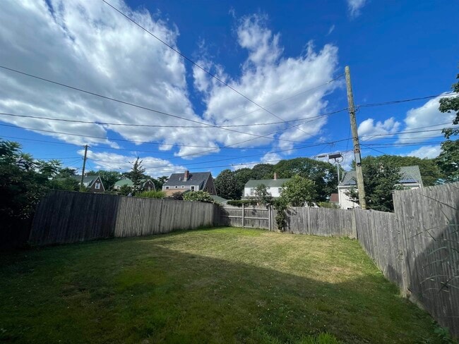 Building Photo - 70 Porpoise Way