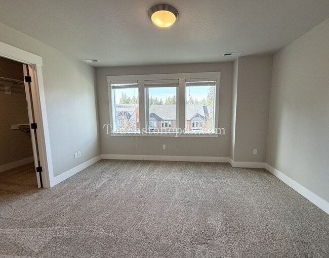 Building Photo - 16818 Chula Vista Ave