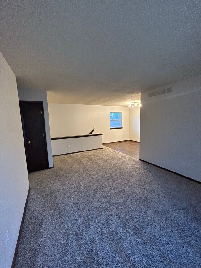 Building Photo - 808 Dondee Dr