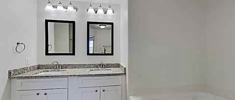 Building Photo - 28877 San Bernard River Loop