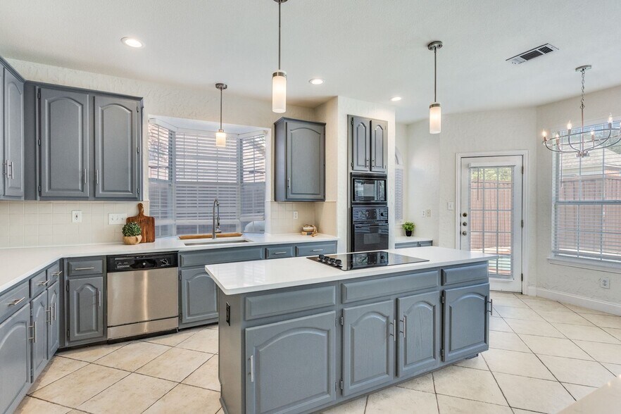 Building Photo - 4409 Brigade Ct