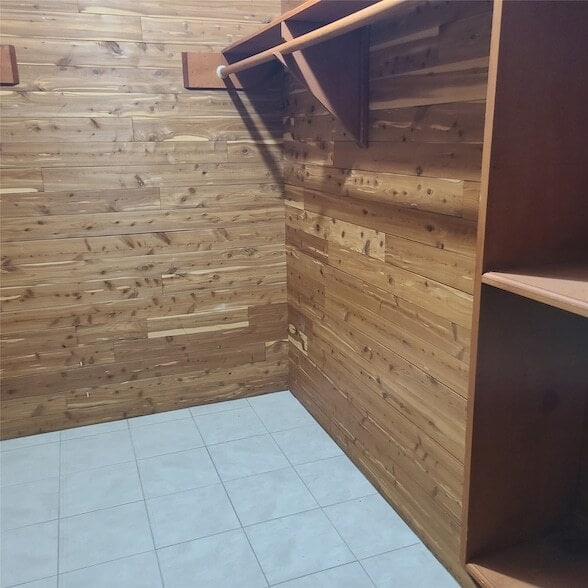 Building Photo - 1006 Walnut Bend Ln