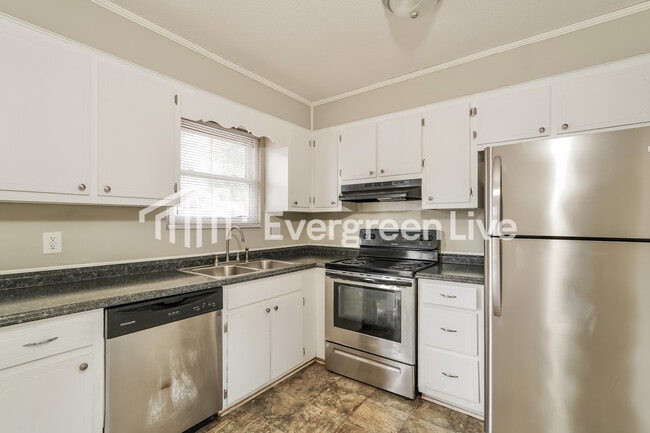 Building Photo - 3508 Wyevale Dr