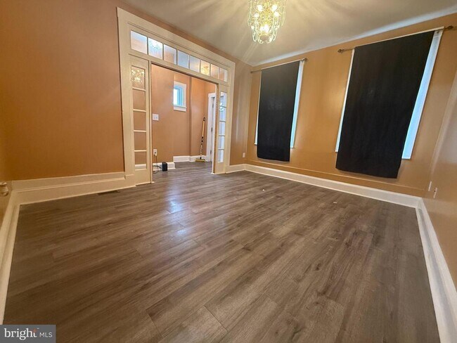 Building Photo - 720 Springfield Ave