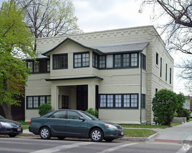 Primary Photo - 312 N 15th St