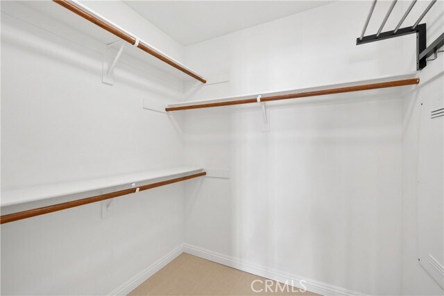 Building Photo - 50 Rosenblum