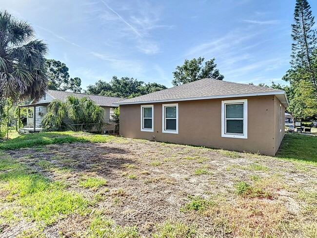 Building Photo - 7208 Westinghouse Ave