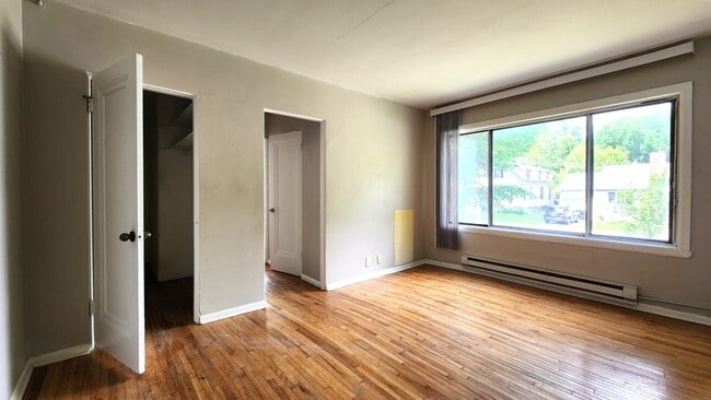 Building Photo - 1258 10th St N