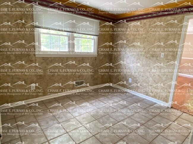 Building Photo - 339 Oak Grove Rd