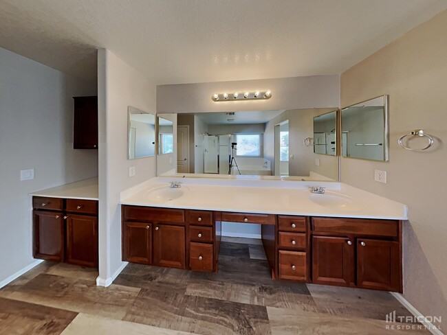 Building Photo - 22340 Dietz Dr