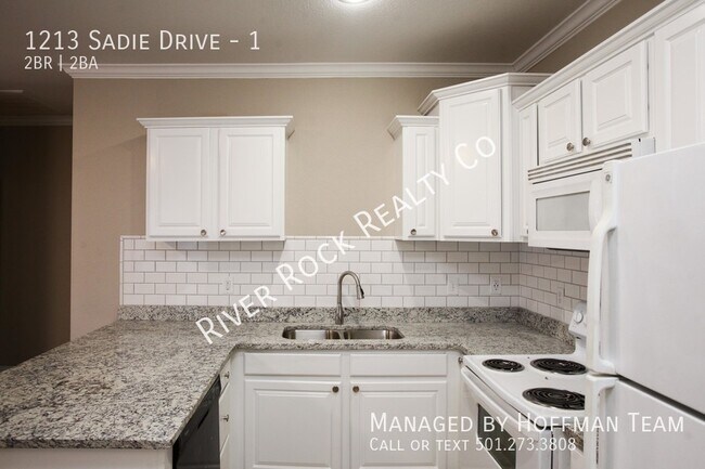 Building Photo - 1213 Sadie Dr