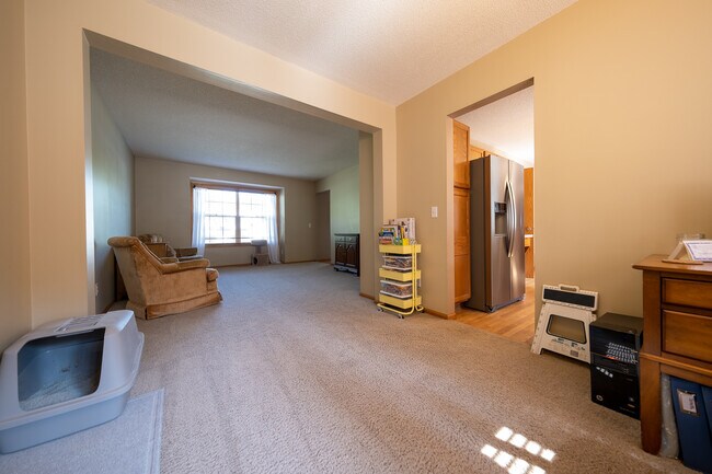 Building Photo - 17473 Hayes Ave