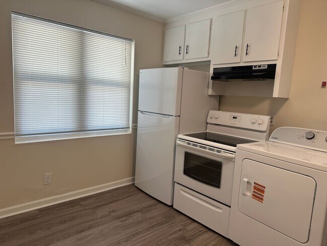 Building Photo - Durham Gem with Fenced Yard & Deck