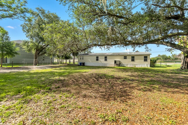 Building Photo - 11466 Rhodine Rd