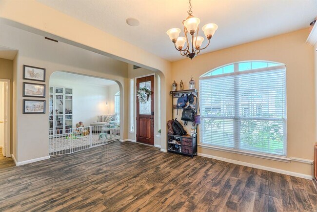 Building Photo - 8303 Hayden Cove Dr