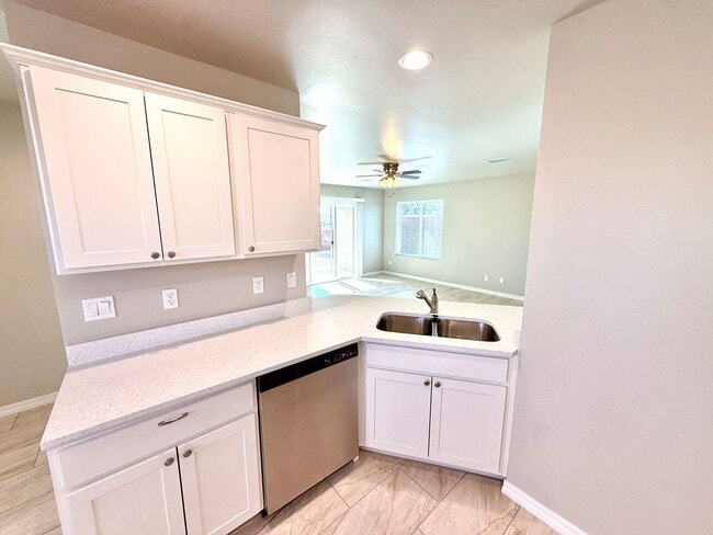 Building Photo - 2025 Built 2 Bedroom Home with Garage- Available Now!