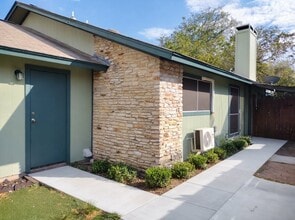 Building Photo - 1001 Bird Creek Dr